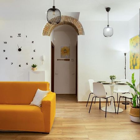 Como Centro Proprio Dietro L'Angolo Exteriér fotografie